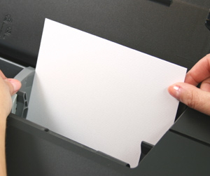 loading card into printer paper tray