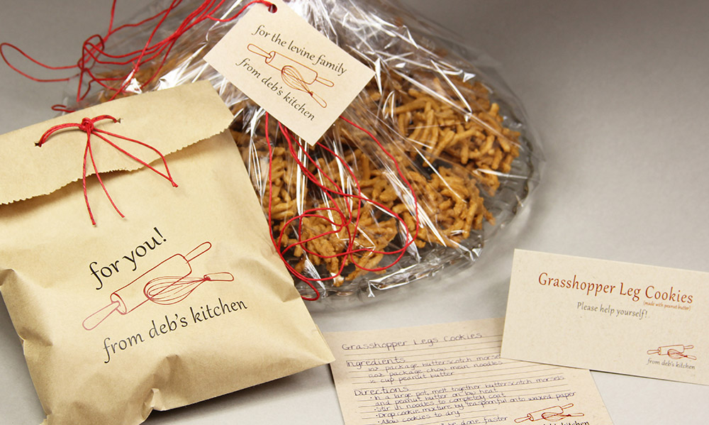 holiday cookie presentation ideas - kraft card stock and twine